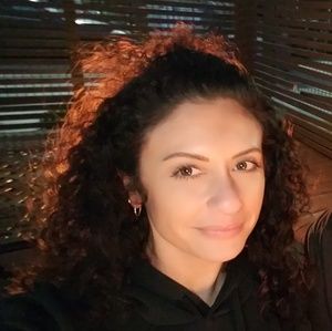 Meet your Posher, Nikki